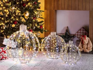 Venkovní led dekorace BELIANI vánoční koule 65/50/40 cm Zlaté Venkovní led dekorace BELIANI vánoční koule 65/50/40 cm Zlaté