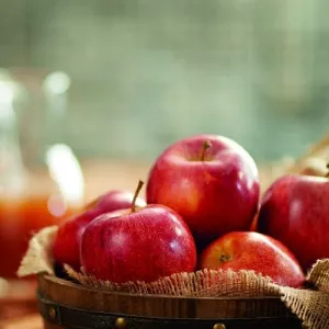 Vonná svíčka Yankee Candle Ciderhouse 623 g