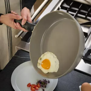 Pánve Fissler Ceratal® Comfort,sada 2 kusů, 24cm a 28cm