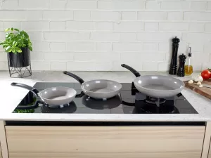 Pánve Fissler Classic®, sada 2 kusů, 24cm a 28cm Pánve Fissler Classic®, sada 2 kusů, 24cm a 28cm