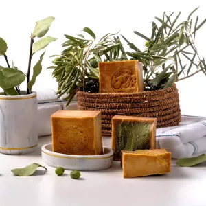 Syrské přírodní mýdlo ALEPPO 3ks á 200g, 90% olivový olej, 10% vavřínový olej NATURA GERMANIA