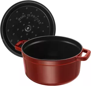 Litinový hrnec s poklicí STAUB La Cocotte, 24 cm / 3,8 l, různé barvy:
