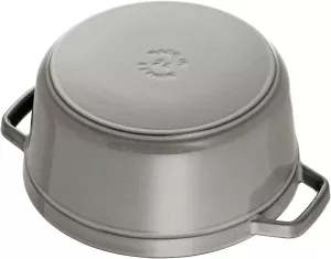 Litinový hrnec s poklicí STAUB La Cocotte, 24 cm / 3,8 l, různé barvy: