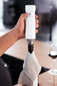 Vakuové uzávěry na víno ZWILLING Fresh & Save, sada 3 ks Vakuové uzávěry na víno ZWILLING Fresh & Save, sada 3 ks