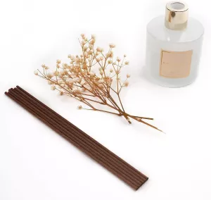 Vonný difuzér se sušenými květy 200 ml – Clean Linen, COCORRÍNA Vonný difuzér se sušenými květy 200 ml – Clean Linen, COCORRÍNA