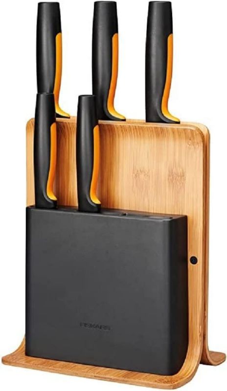 Blok na nože FISKARS s 5 noži z japonské oceli