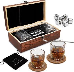 Dárková sada whisky 4/6 ledových kamenů,2 skleničky, v dřevěné krabičce, varianty: Loocar