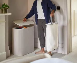 Koš na prádlo Joseph Joseph Tota 90l, barevné varianty: