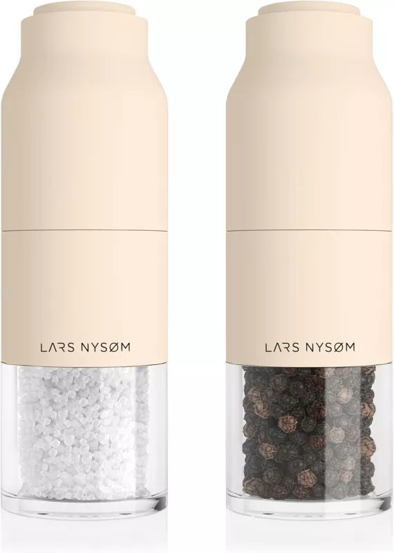 Sada luxusních mlýnků na koření LARS NYSØM, varianty: - Mandlová LARS NYSØM
