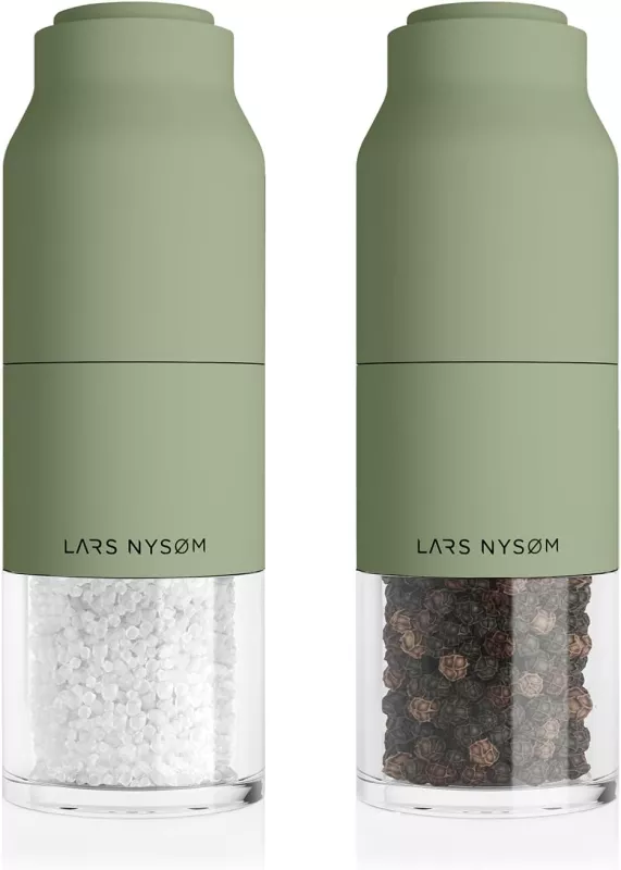 Sada luxusních mlýnků na koření LARS NYSØM, varianty: - Zelinkavá LARS NYSØM