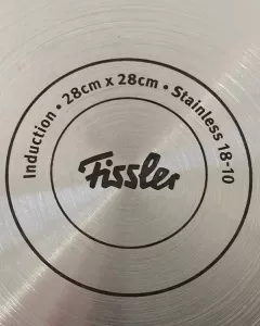 Pekáč FISSLER SECURAL 28 cm, se skleněnou poklicí